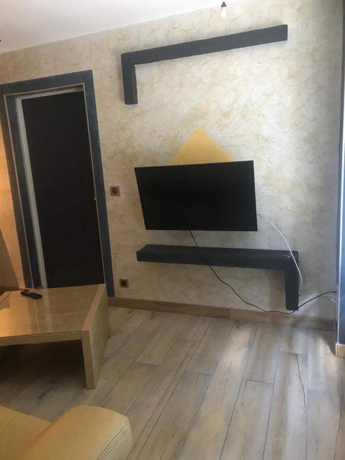 F3 Bord De Loire Complet Decize Exterior foto